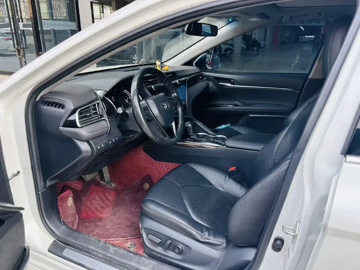 2019 Toyota Camry 2.5L 209HP L4 8AT,autocango,china used car exporter,china ev exporter,chinese used car exporter,chinese used ev exporter