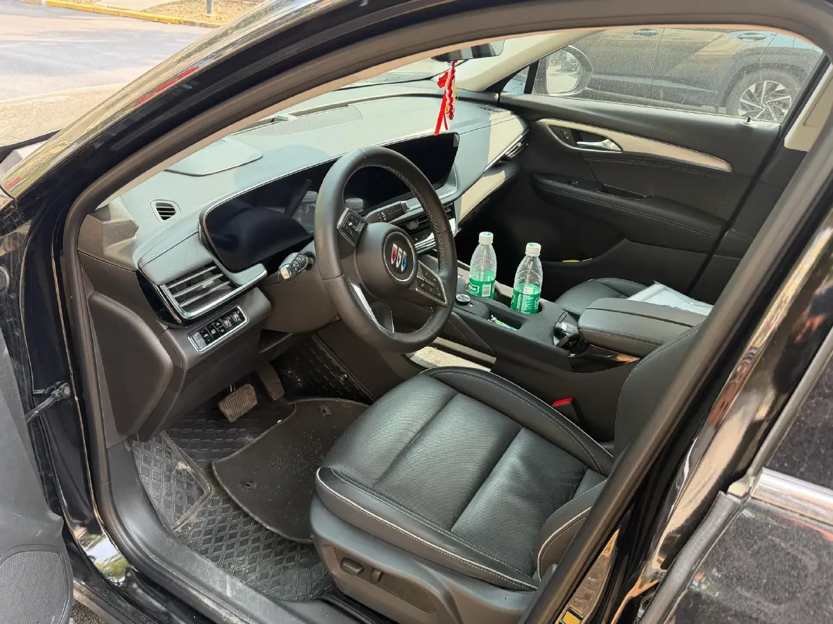 2024 Buick EnvisionPlus 2.0T 237HP L4 9AT,autocango,china used car exporter,china ev exporter,chinese used car exporter,chinese used ev exporter