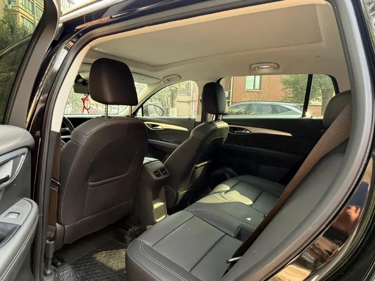 2024 Buick EnvisionPlus 2.0T 237HP L4 9AT,autocango,china used car exporter,china ev exporter,chinese used car exporter,chinese used ev exporter