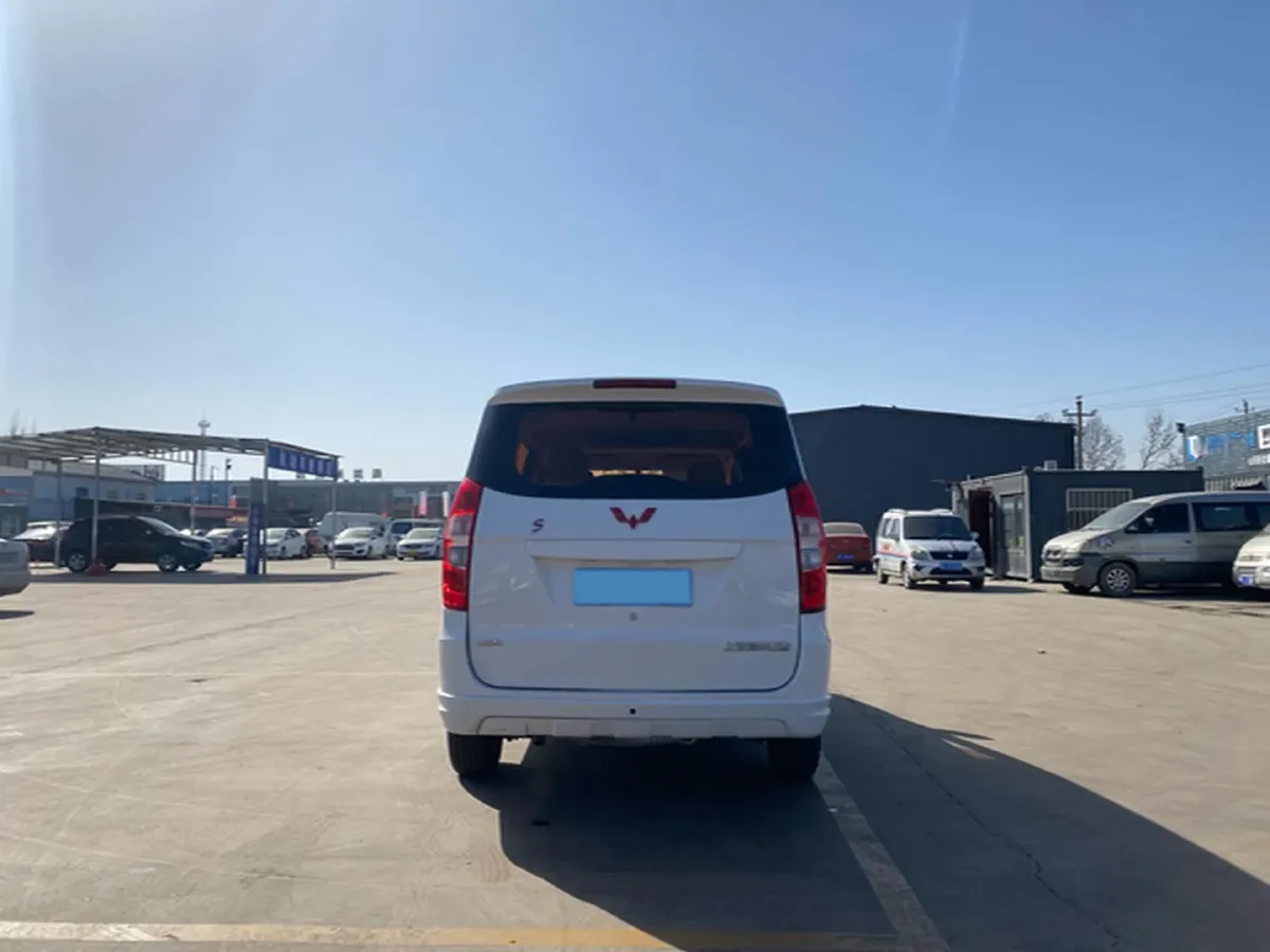 2016 WuLing HongGuang 1.5L 112HP L4 5MT,autocango,china used car exporter,china ev exporter,chinese used car exporter,chinese used ev exporter