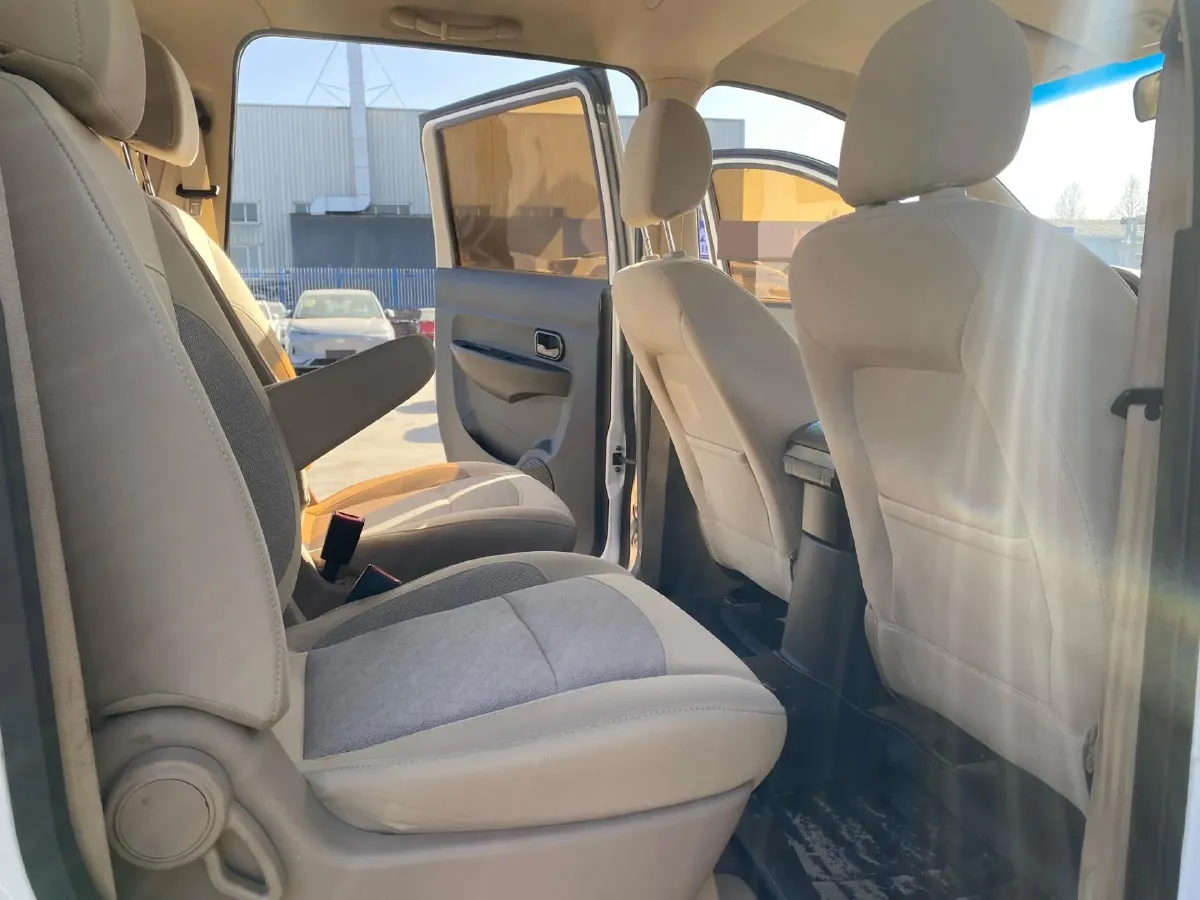 2016 WuLing HongGuang 1.5L 112HP L4 5MT,autocango,china used car exporter,china ev exporter,chinese used car exporter,chinese used ev exporter