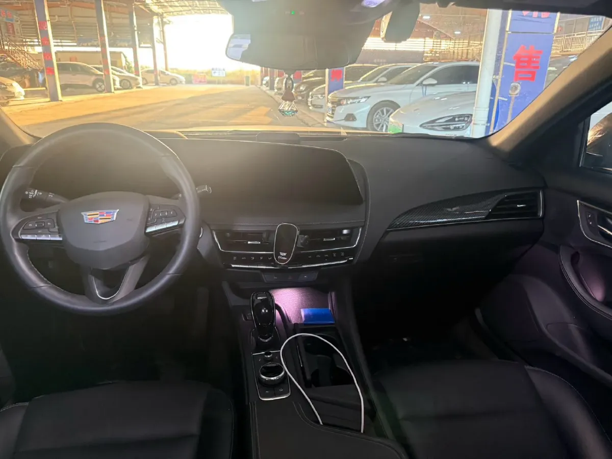 2024 Cadillac CT5 2.0T 237HP L4 10AT,autocango,china used car exporter,china ev exporter,chinese used car exporter,chinese used ev exporter