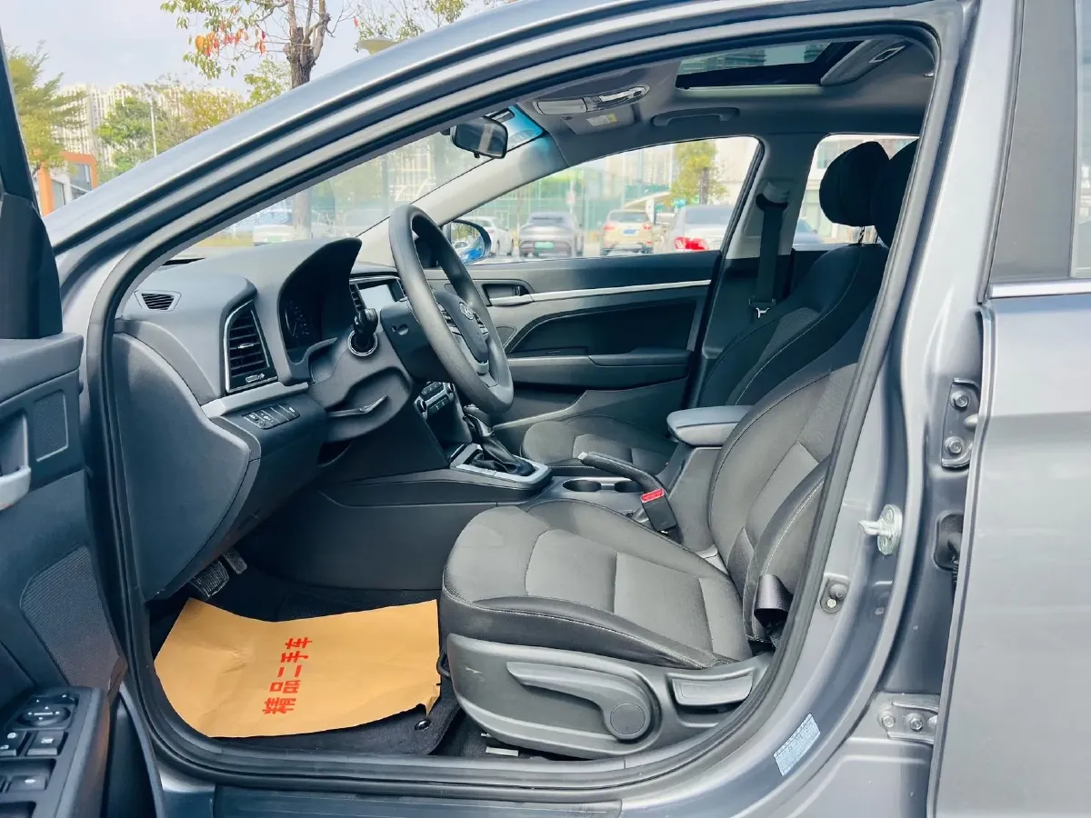 2016 Hyundai Elantra 1.6L 130HP L4 6AT,autocango,china used car exporter,china ev exporter,chinese used car exporter,chinese used ev exporter