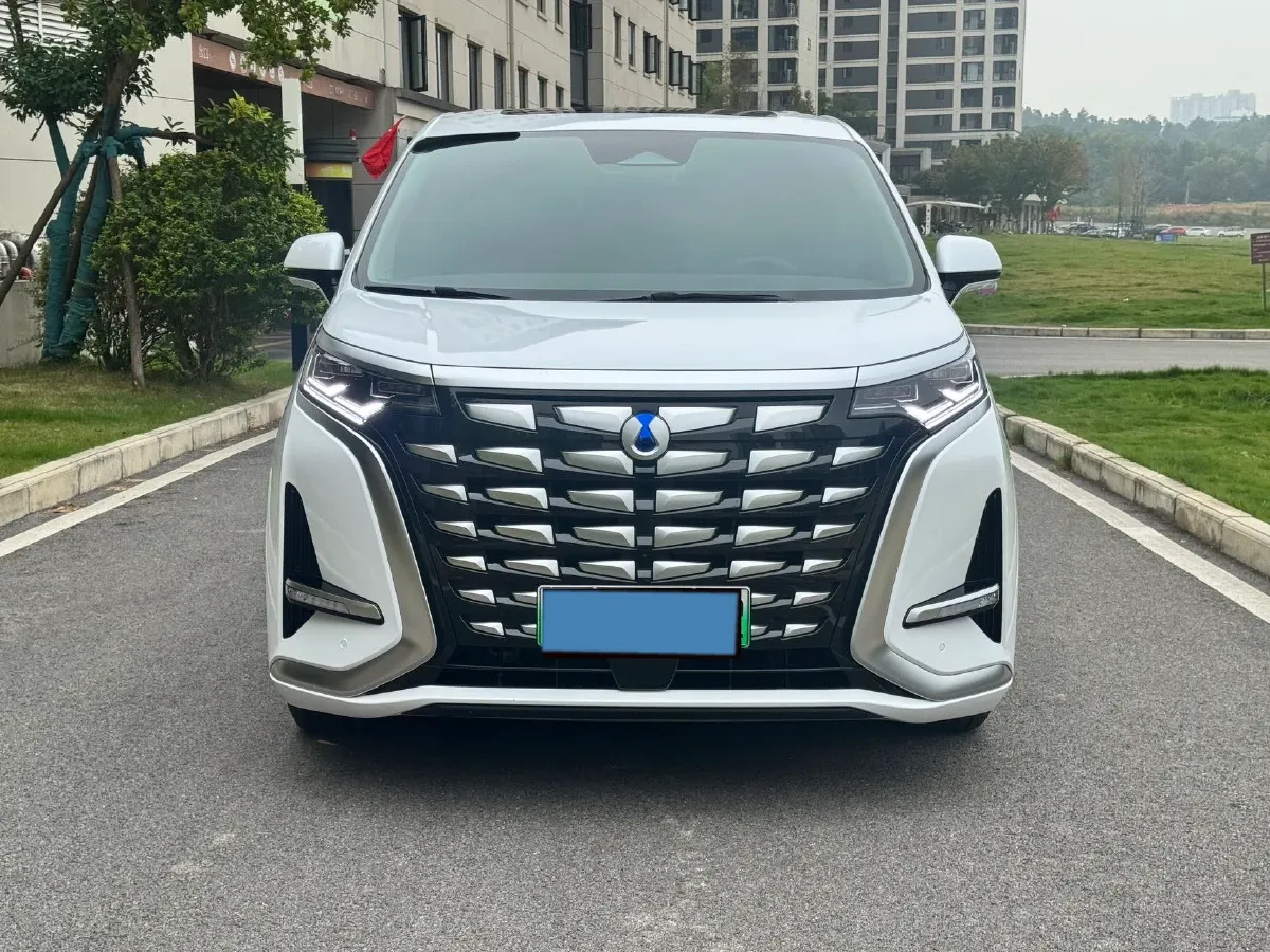 2022 HongQi HS7 3.0T 337HP V6 8AT,autocango,china used car exporter,china ev exporter,chinese used car exporter,chinese used ev exporter