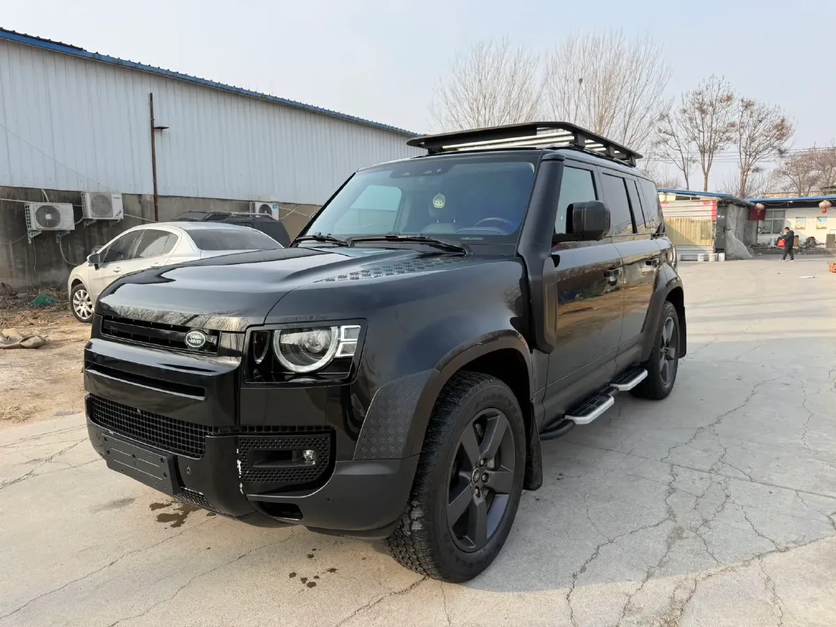 2022 Land Rover Defender 3.0T 400HP L6 8AT,autocango,china used car exporter,china ev exporter,chinese used car exporter,chinese used ev exporter