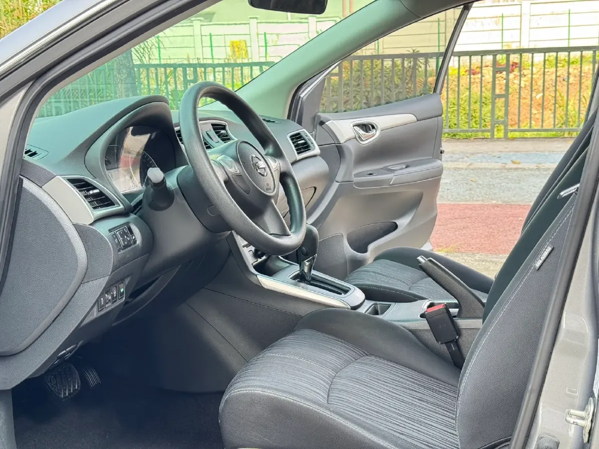 2022 Nissan Sylphy 1.6L 122HP L4 CVT,autocango,china used car exporter,china ev exporter,chinese used car exporter,chinese used ev exporter