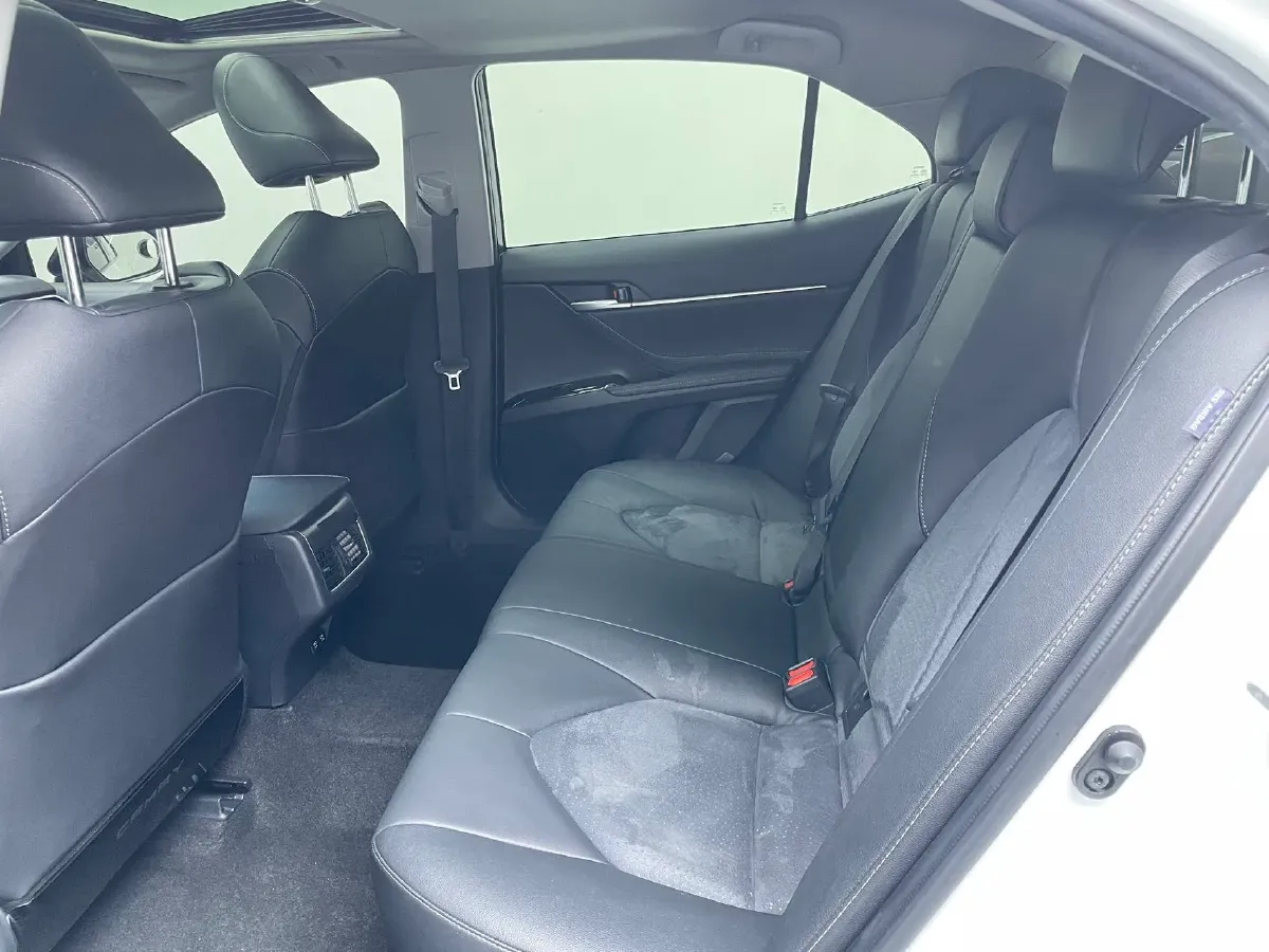 2021 Toyota Camry 2.0L 178HP L4 CVT,autocango,china used car exporter,china ev exporter,chinese used car exporter,chinese used ev exporter