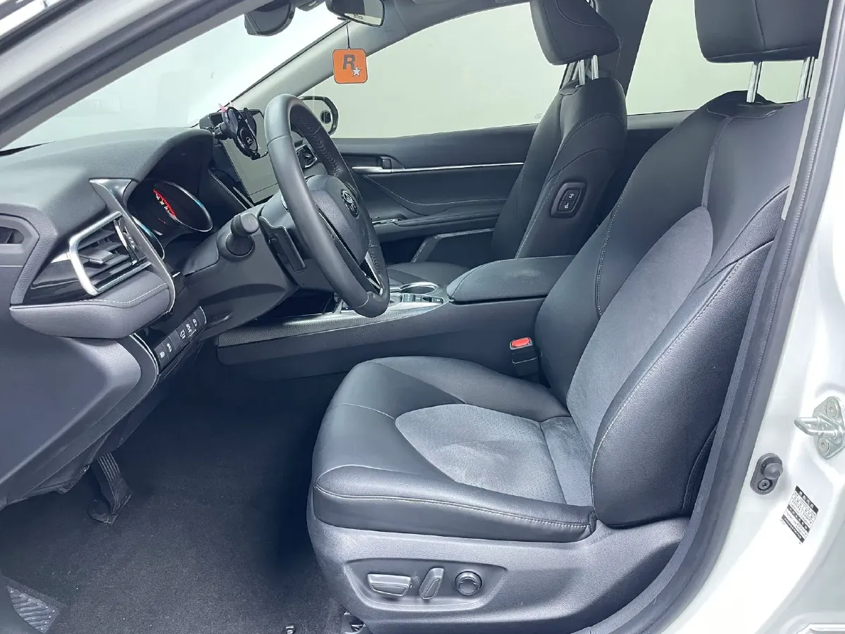 2021 Toyota Camry 2.0L 178HP L4 CVT,autocango,china used car exporter,china ev exporter,chinese used car exporter,chinese used ev exporter