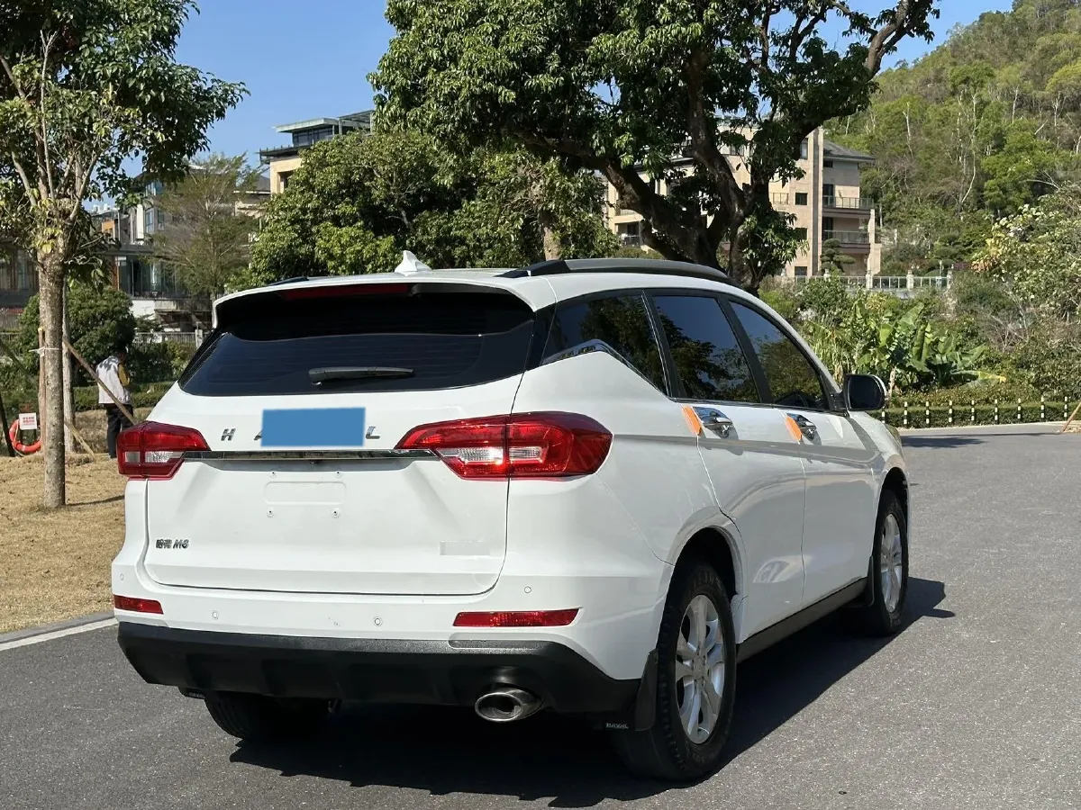 2019 Haval M6 1.5T 150HP L4 7DCT,autocango,china used car exporter,china ev exporter,chinese used car exporter,chinese used ev exporter