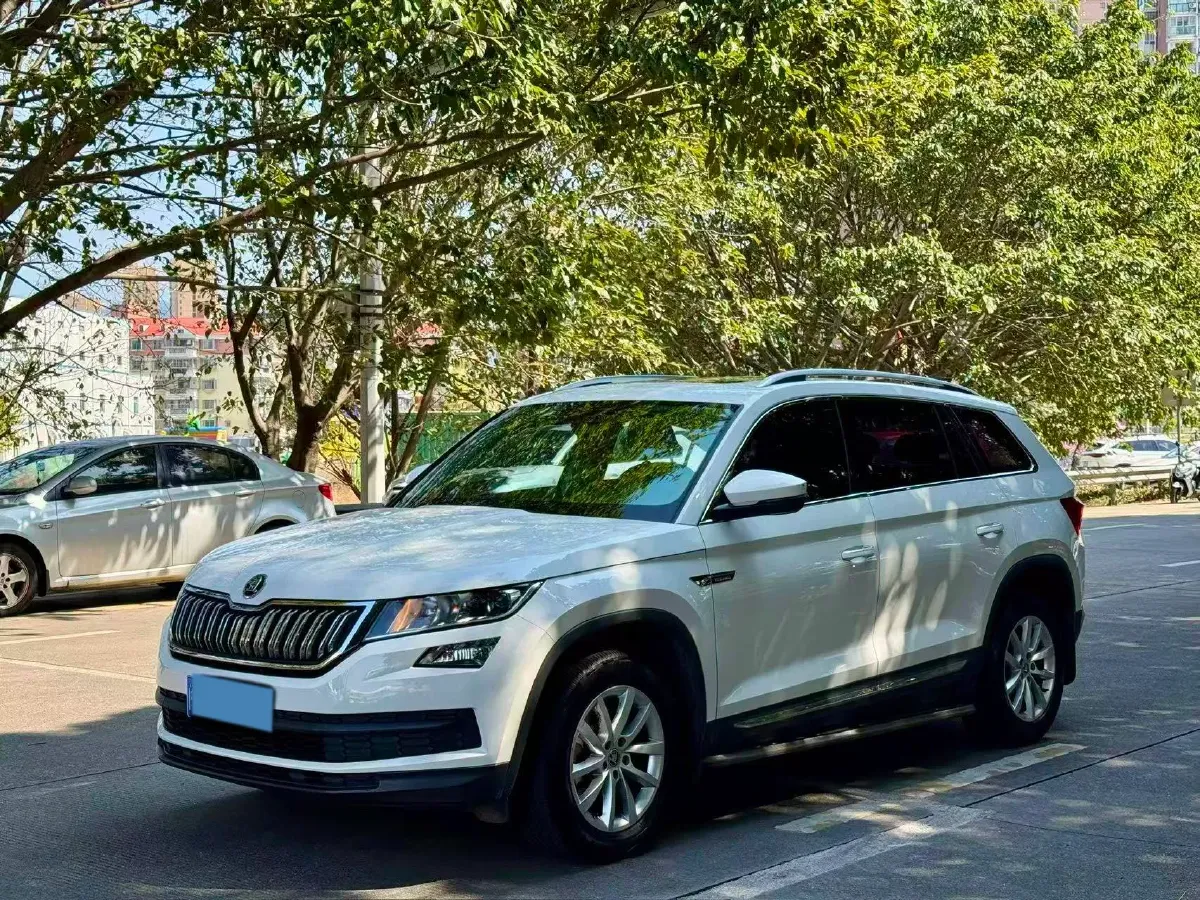 2018 Skoda Kodiak 1.8T 180HP L4 7DCT,autocango,china used car exporter,china ev exporter,chinese used car exporter,chinese used ev exporter