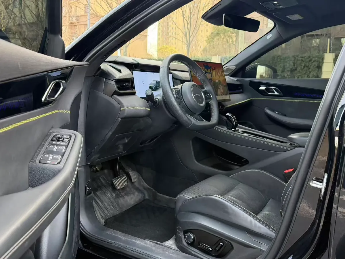 2025 LYNK&CO 03 2.0T 254HP L4 7DCT,autocango,china used car exporter,china ev exporter,chinese used car exporter,chinese used ev exporter