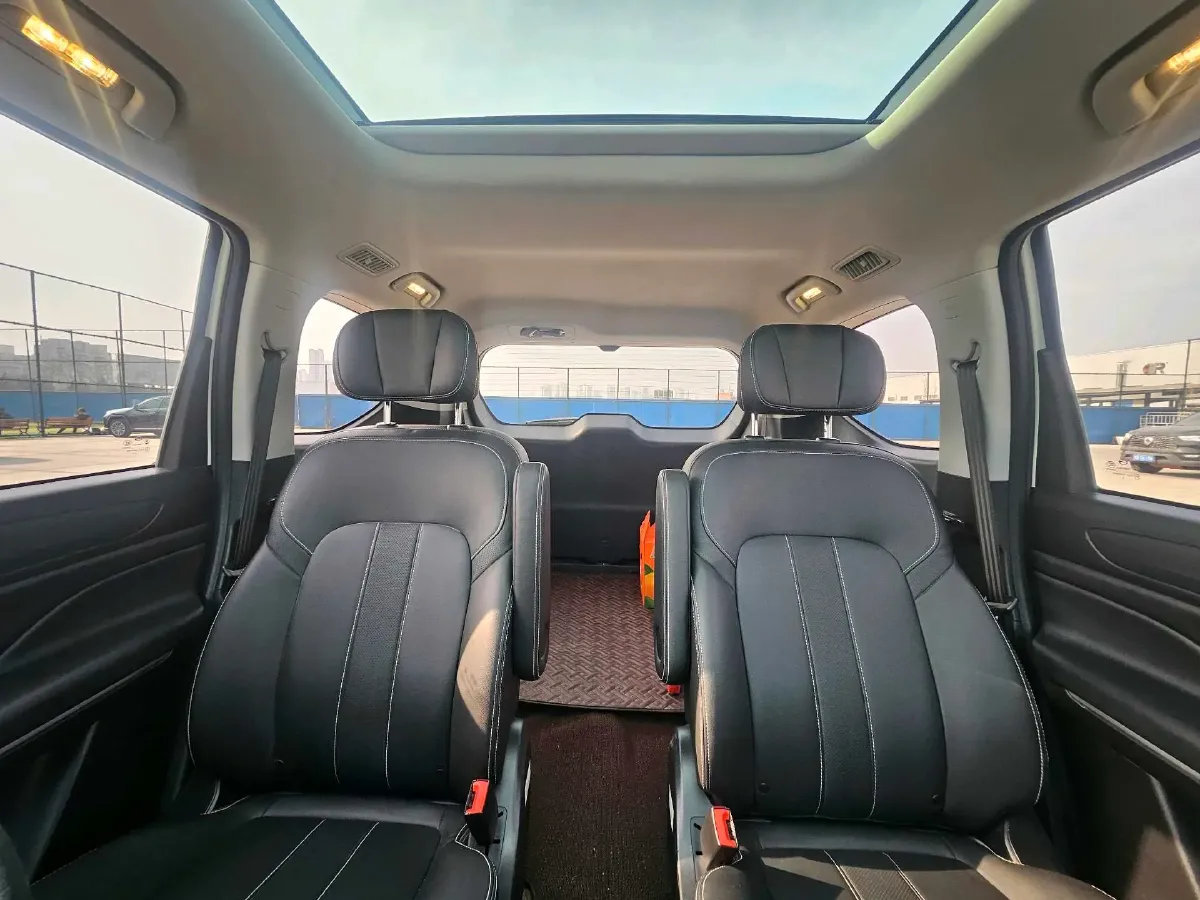 2021 GAC Trumpchi M6 1.5T 169HP L4 7DCT,autocango,china used car exporter,china ev exporter,chinese used car exporter,chinese used ev exporter