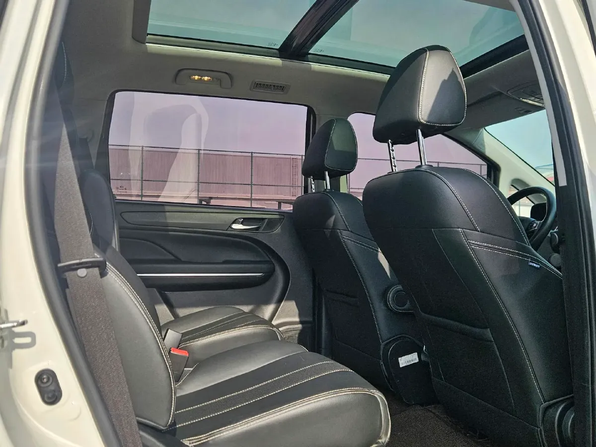 2021 GAC Trumpchi M6 1.5T 169HP L4 7DCT,autocango,china used car exporter,china ev exporter,chinese used car exporter,chinese used ev exporter