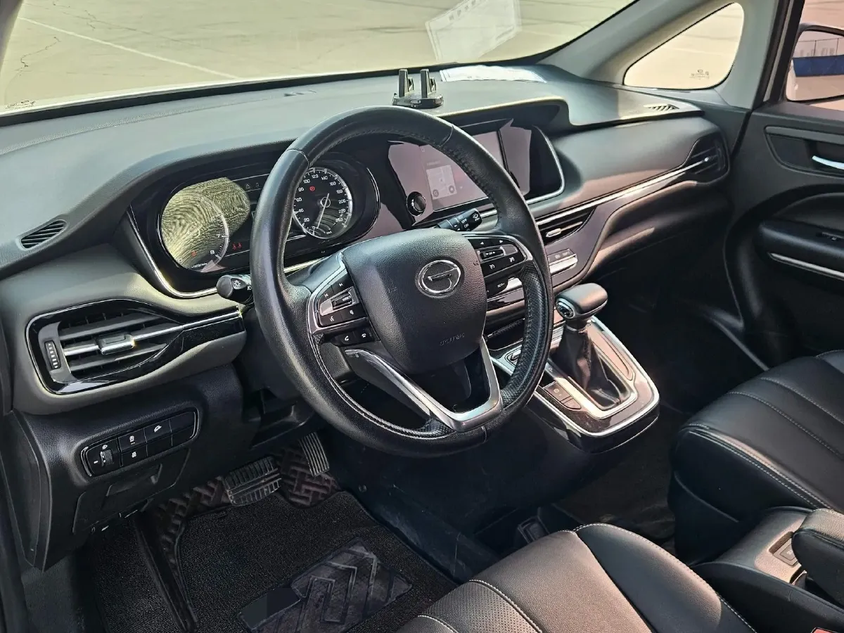 2021 GAC Trumpchi M6 1.5T 169HP L4 7DCT,autocango,china used car exporter,china ev exporter,chinese used car exporter,chinese used ev exporter