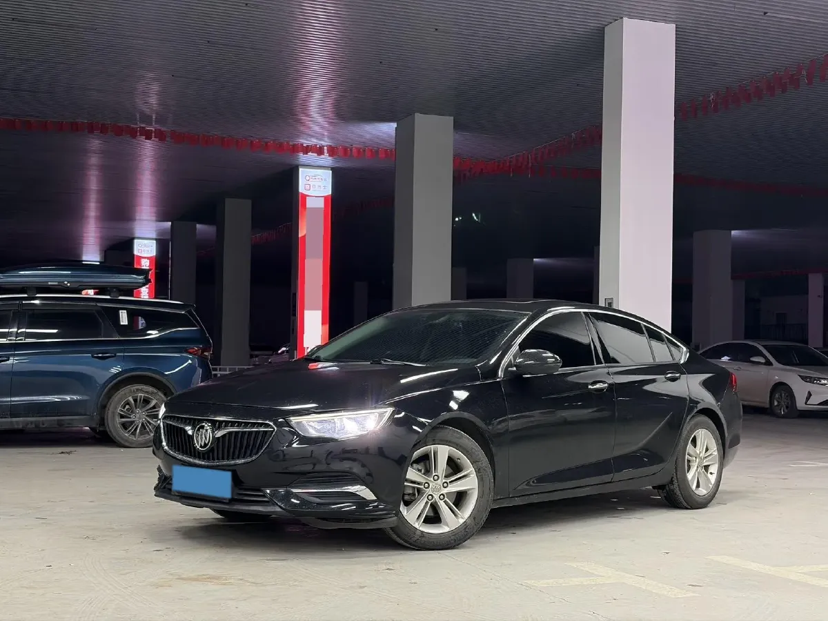 2019 Toyota Camry 2.0L 178HP L4 CVT,autocango,china used car exporter,china ev exporter,chinese used car exporter,chinese used ev exporter
