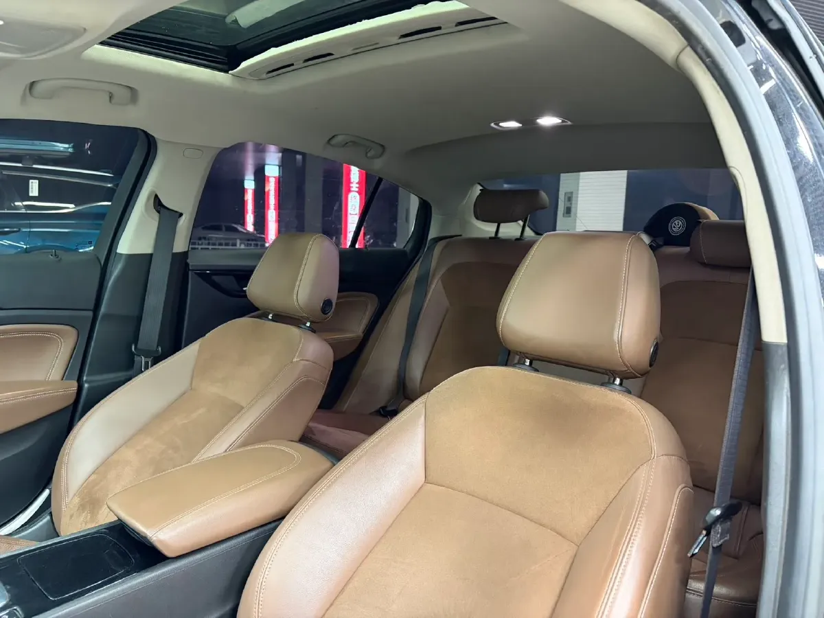 2019 Toyota Camry 2.0L 178HP L4 CVT,autocango,china used car exporter,china ev exporter,chinese used car exporter,chinese used ev exporter