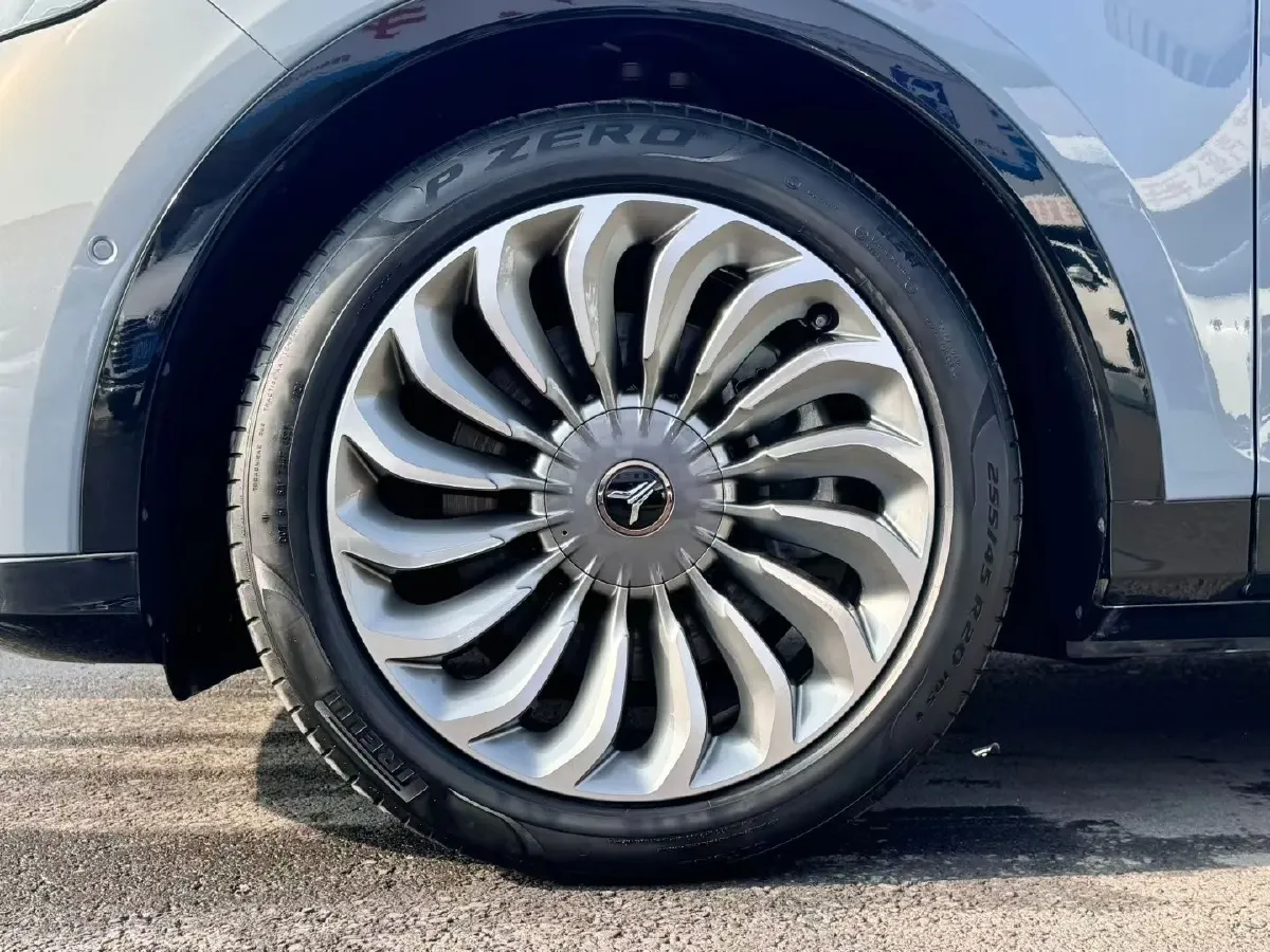 2021 Voyah FREE Range Extended 109HP REEV 33KWH,autocango,china used car exporter,china ev exporter,chinese used car exporter,chinese used ev exporter