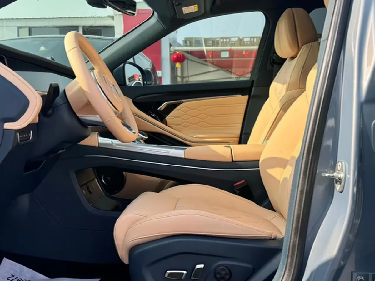 2021 Voyah FREE Range Extended 109HP REEV 33KWH,autocango,china used car exporter,china ev exporter,chinese used car exporter,chinese used ev exporter