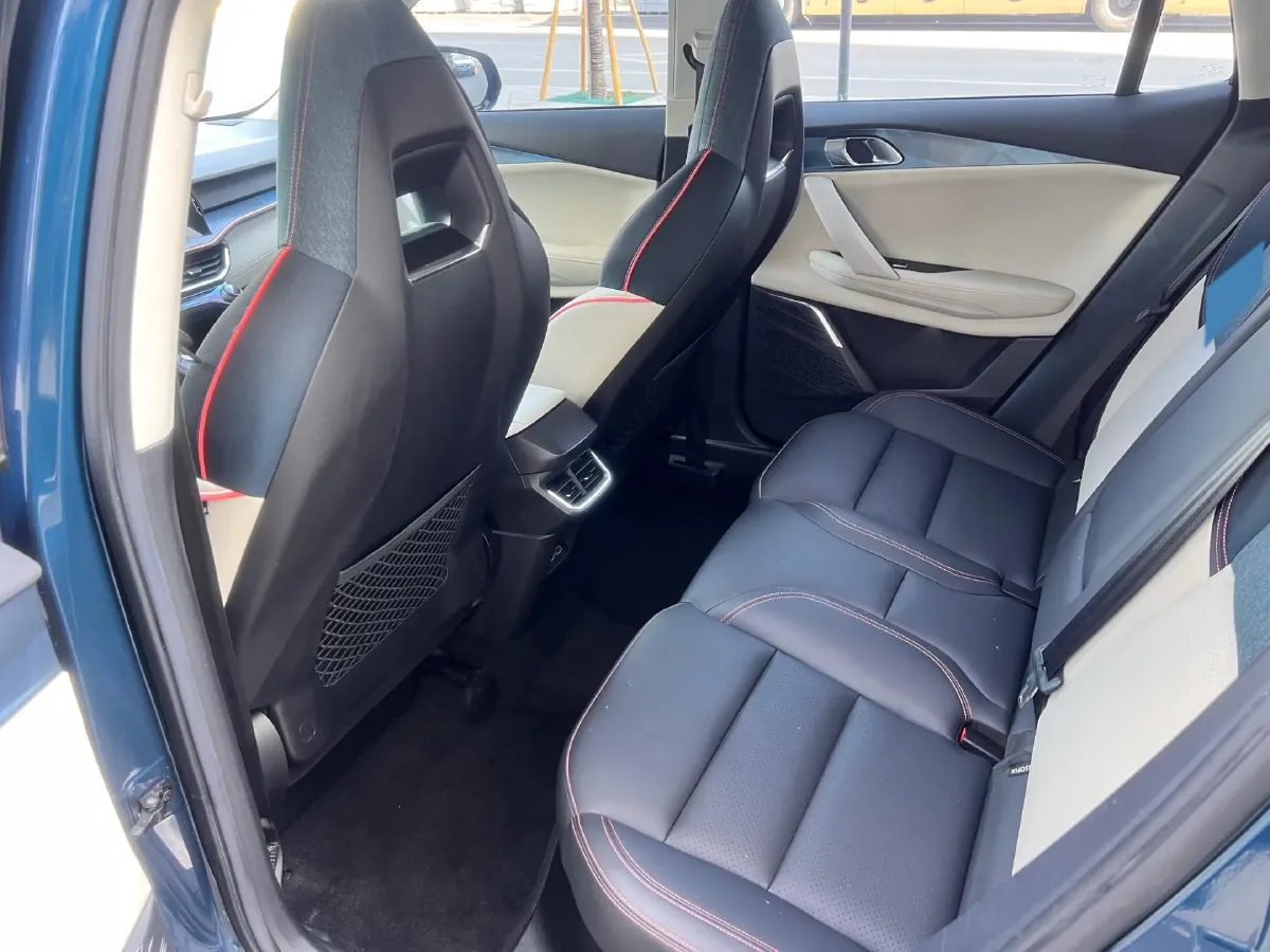 2020 LYNK&CO 06 1.5T 177HP L3 7DCT,autocango,china used car exporter,china ev exporter,chinese used car exporter,chinese used ev exporter