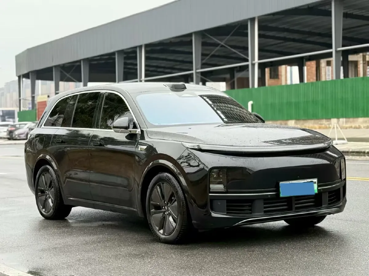 2024 Toyota Granvia 2.5L 189HP L4 E-CVT Hybrid,autocango,china used car exporter,china ev exporter,chinese used car exporter,chinese used ev exporter