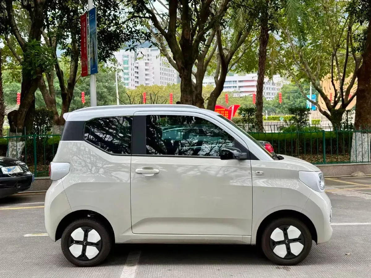 2024 WuLing HongGuang MINI EV BEV 17.3KWH,autocango,china used car exporter,china ev exporter,chinese used car exporter,chinese used ev exporter