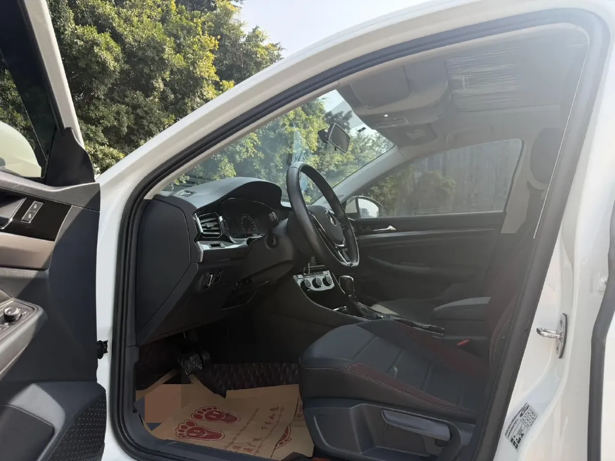 2021 Volkswagen Bora 1.5L 113HP L4 6AT,autocango,china used car exporter,china ev exporter,chinese used car exporter,chinese used ev exporter