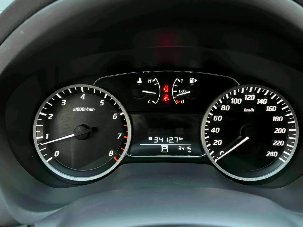 2024 Nissan Sylphy 1.6L 122HP L4 CVT,autocango,china used car exporter,china ev exporter,chinese used car exporter,chinese used ev exporter