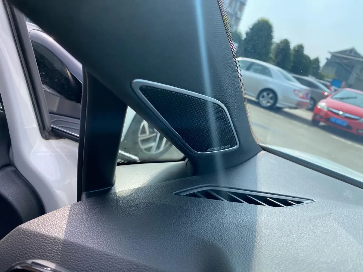 2021 Volkswagen Golf 1.4T 150HP L4 7DCT,autocango,china used car exporter,china ev exporter,chinese used car exporter,chinese used ev exporter