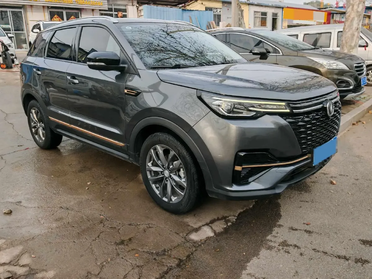 2021 ChangAn CS55 Plus 1.5T 180HP L4 7DCT,autocango,china used car exporter,china ev exporter,chinese used car exporter,chinese used ev exporter