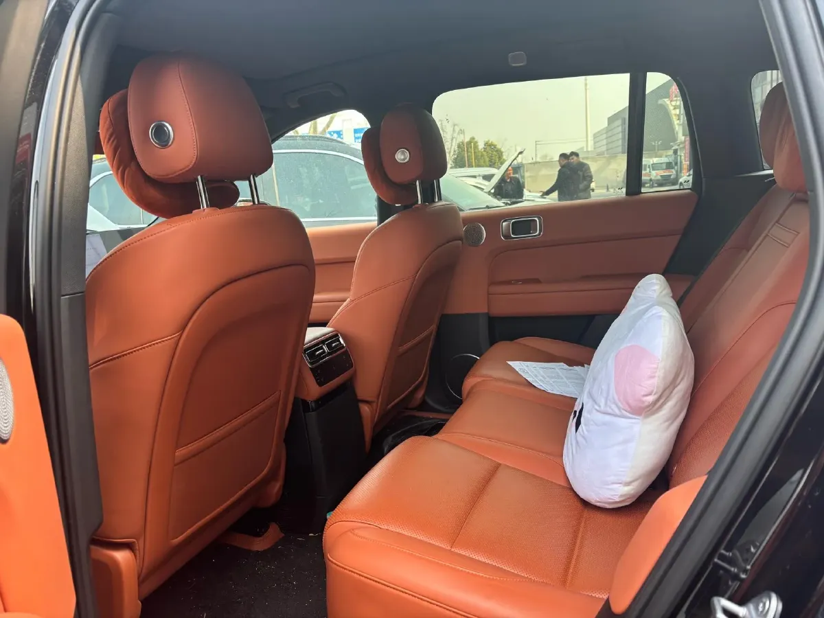 2024 Li L6 Range Extended 154HP L4 REEV 36.8KWH,autocango,china used car exporter,china ev exporter,chinese used car exporter,chinese used ev exporter