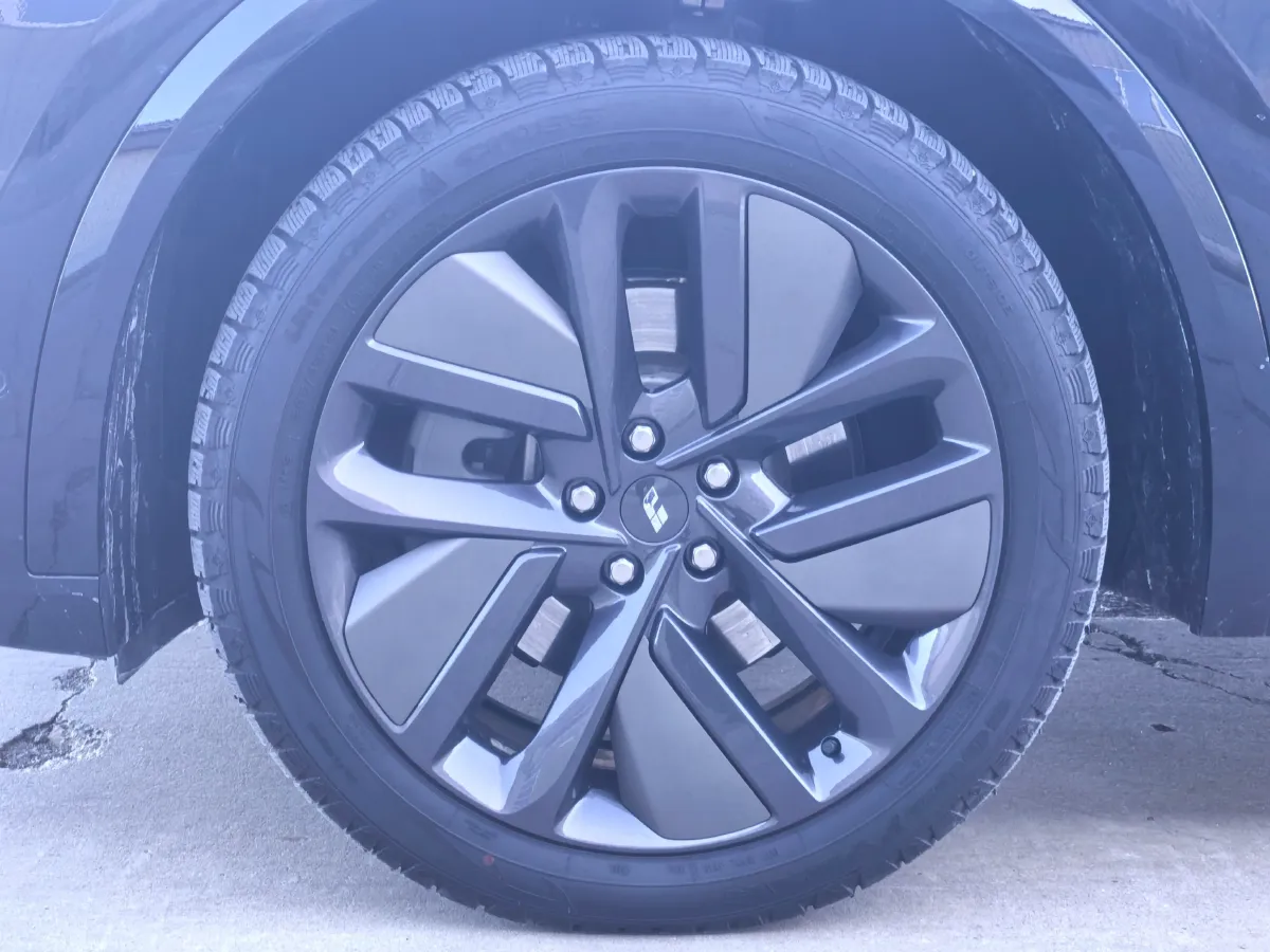 2024 Li L9 Range Extended 154HP REEV 52.3KWH,autocango,china used car exporter,china ev exporter,chinese used car exporter,chinese used ev exporter