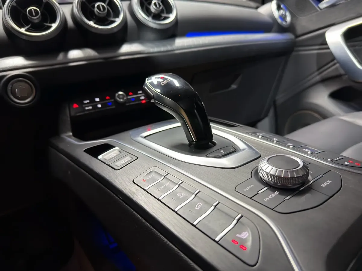 2020 WEY VV5 1.5T 171HP L4 7DCT,autocango,china used car exporter,china ev exporter,chinese used car exporter,chinese used ev exporter