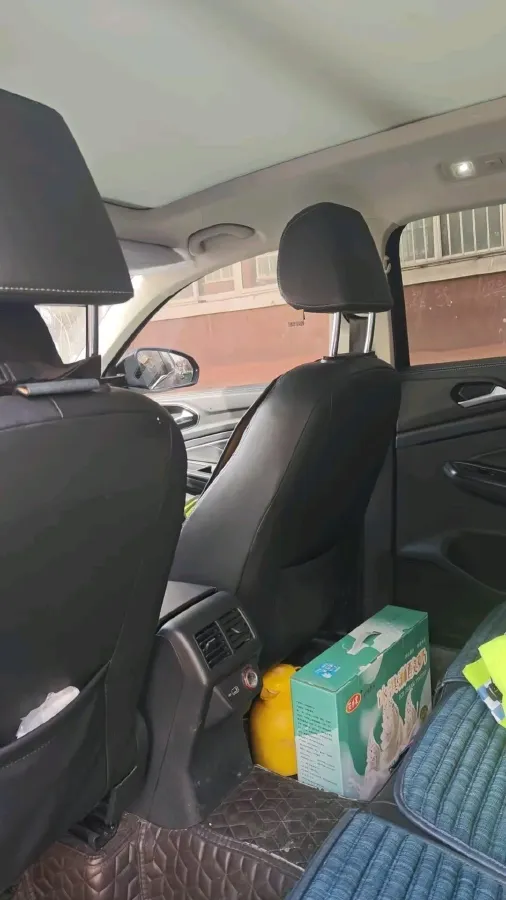 2021 Jetta VS7 1.4T 150HP L4 6AT,autocango,china used car exporter,china ev exporter,chinese used car exporter,chinese used ev exporter