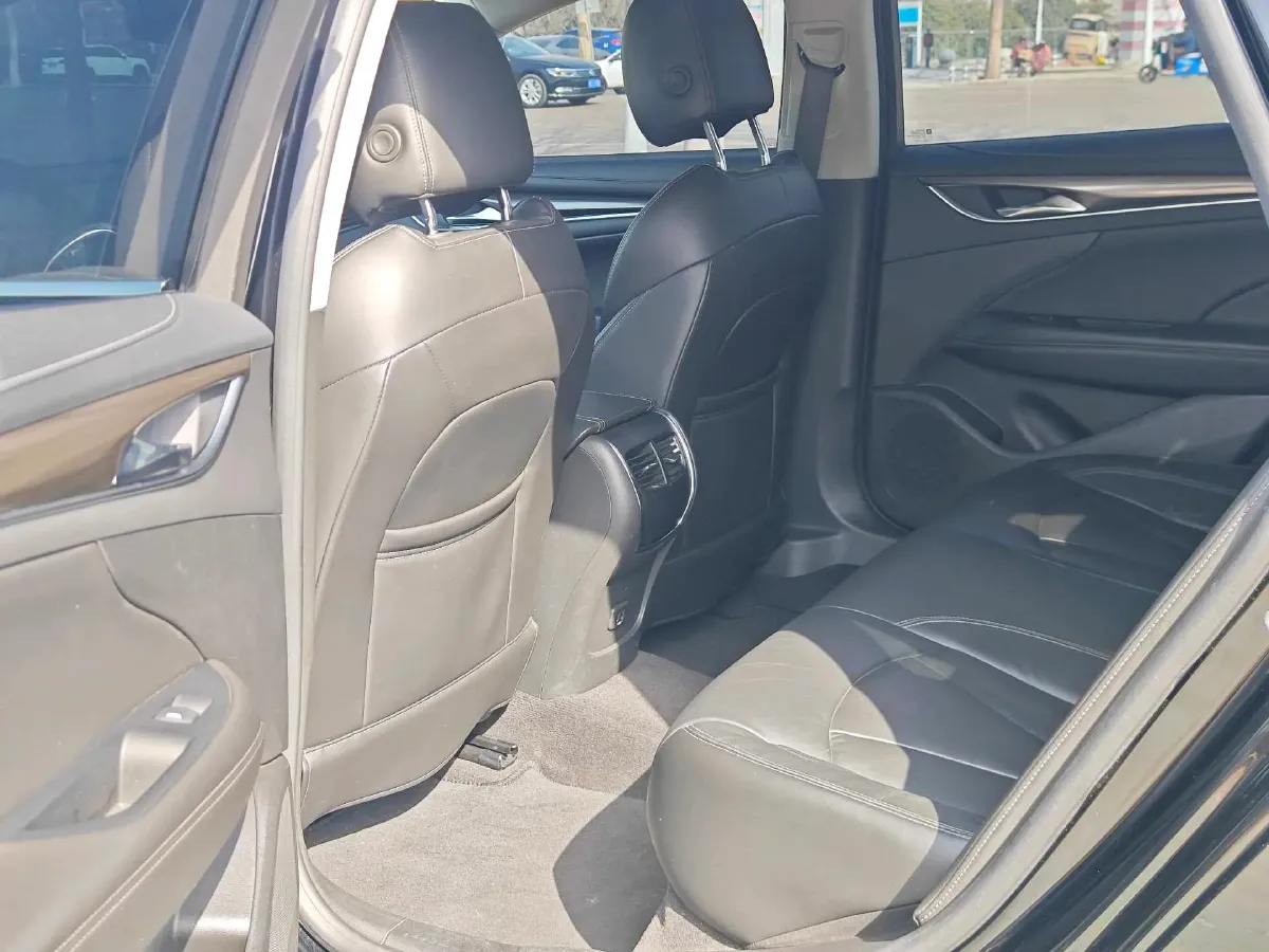 2021 Buick Larcosse 2.0T 237HP L4 9AT,autocango,china used car exporter,china ev exporter,chinese used car exporter,chinese used ev exporter