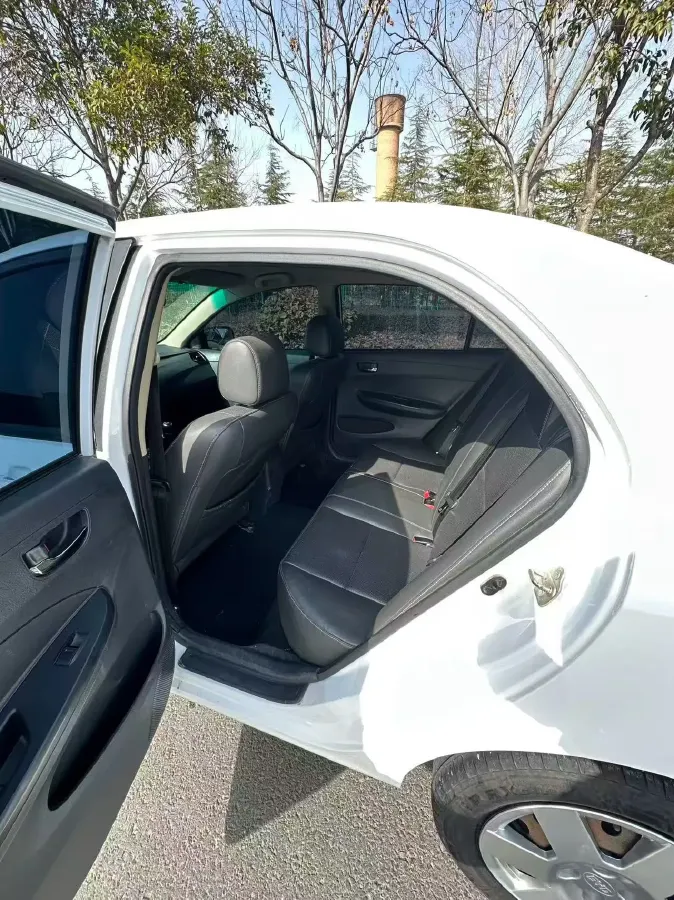 2020 BYD F3 1.5L 109HP L4 5MT,autocango,china used car exporter,china ev exporter,chinese used car exporter,chinese used ev exporter