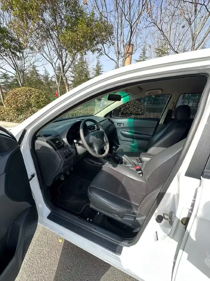 2020 BYD F3 1.5L 109HP L4 5MT,autocango,china used car exporter,china ev exporter,chinese used car exporter,chinese used ev exporter