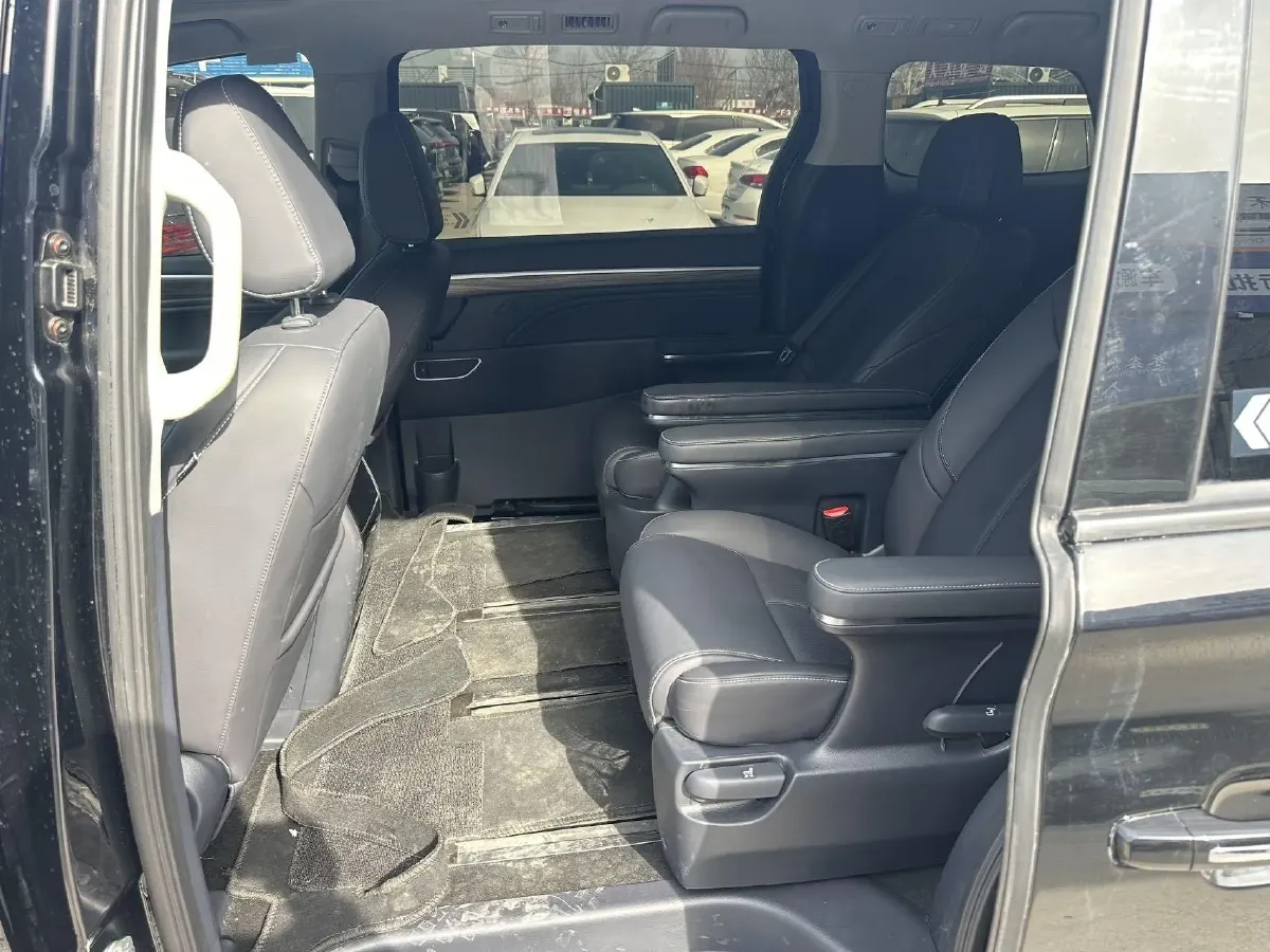 2024 GAC Trumpchi M8 2.0T 252HP L4 8AT,autocango,china used car exporter,china ev exporter,chinese used car exporter,chinese used ev exporter