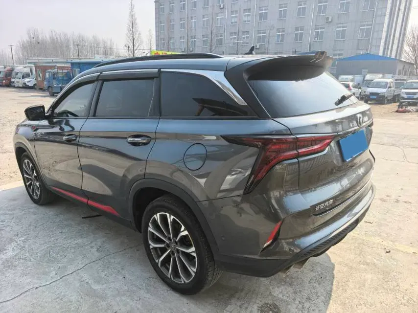 2022 ChangAn CS75 Plus 2.0T 233HP L4 8AT,autocango,china used car exporter,china ev exporter,chinese used car exporter,chinese used ev exporter