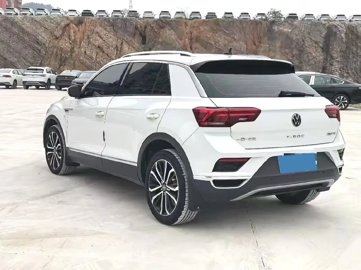 2022 Volkswagen T-Roc 1.4T 150HP L4 7DCT,autocango,china used car exporter,china ev exporter,chinese used car exporter,chinese used ev exporter