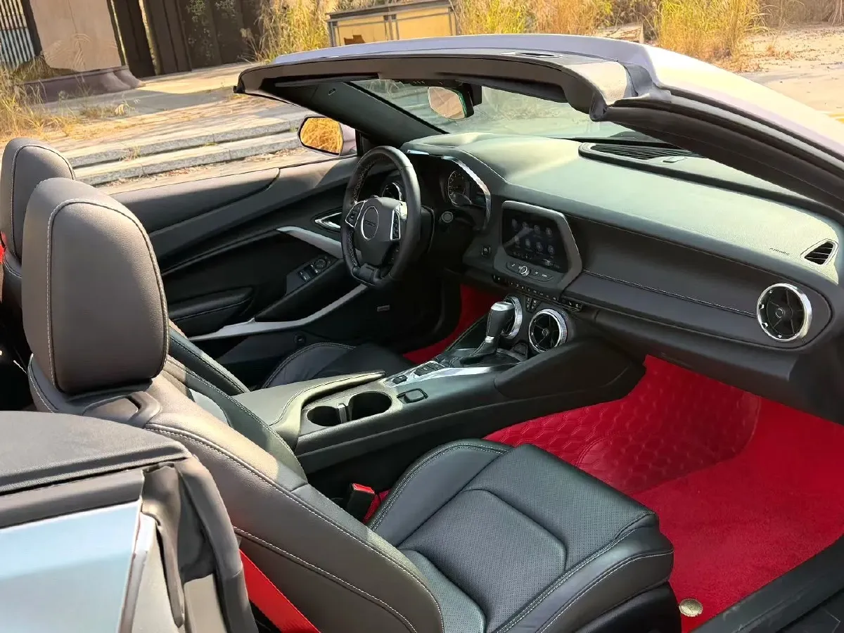 2017 Chevrolet Camaro 2.0T 275HP L4 8AT,autocango,china used car exporter,china ev exporter,chinese used car exporter,chinese used ev exporter