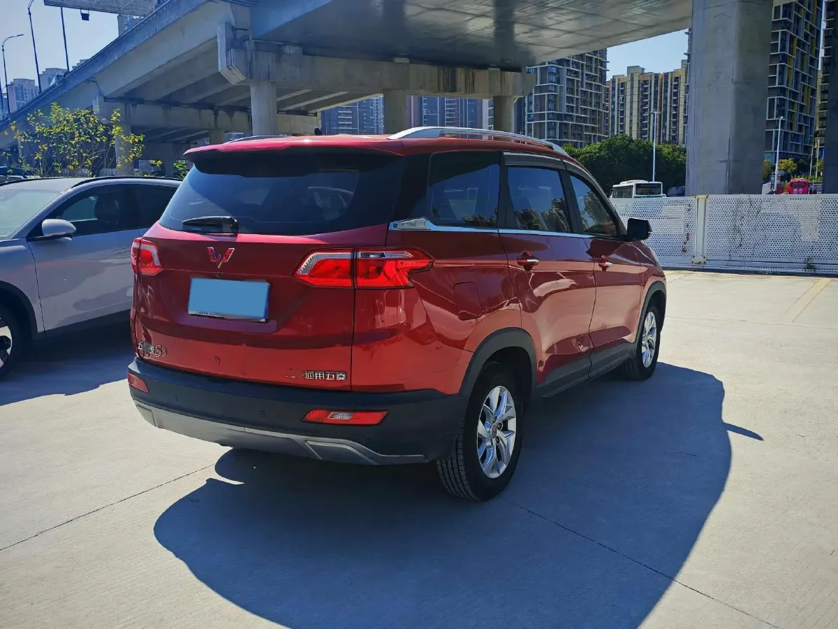 2018 WuLing HongGuang S3 1.5T 150HP L4 6MT,autocango,china used car exporter,china ev exporter,chinese used car exporter,chinese used ev exporter