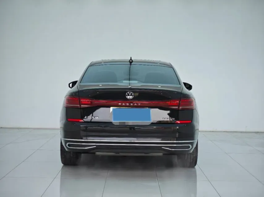 2025 Volkswagen Passat 2.0T 186HP L4 7DCT,autocango,china used car exporter,china ev exporter,chinese used car exporter,chinese used ev exporter