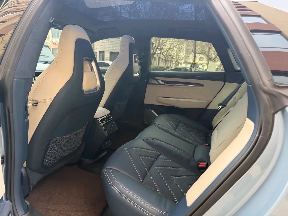 2022 Zeekr 001 BEV 100KWH,autocango,china used car exporter,china ev exporter,chinese used car exporter,chinese used ev exporter