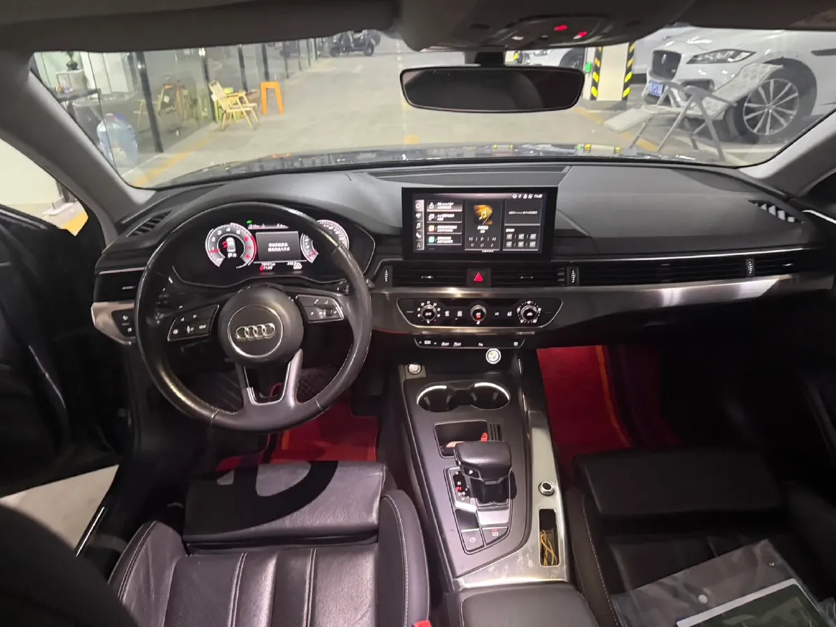 2021 Audi A4L 2.0T 190HP L4 7DCT,autocango,china used car exporter,china ev exporter,chinese used car exporter,chinese used ev exporter