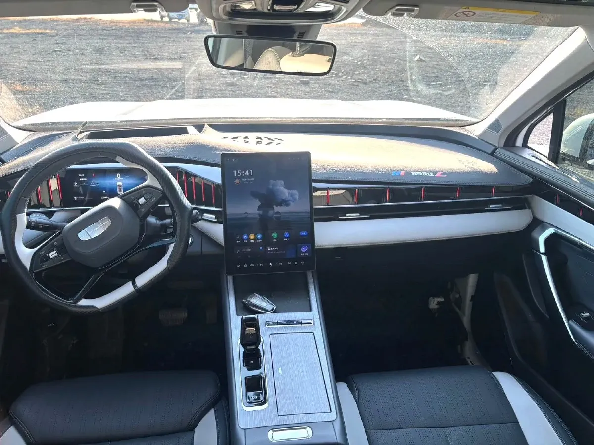 2024 Geely StarRay 1.5T 181HP L4 7DCT,autocango,china used car exporter,china ev exporter,chinese used car exporter,chinese used ev exporter