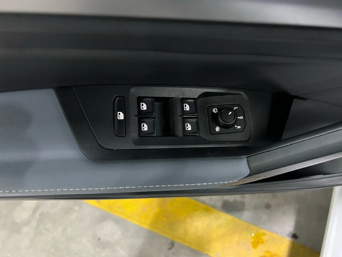 2023 Volkswagen Lavida 1.5L 113HP L4 6AT,autocango,china used car exporter,china ev exporter,chinese used car exporter,chinese used ev exporter