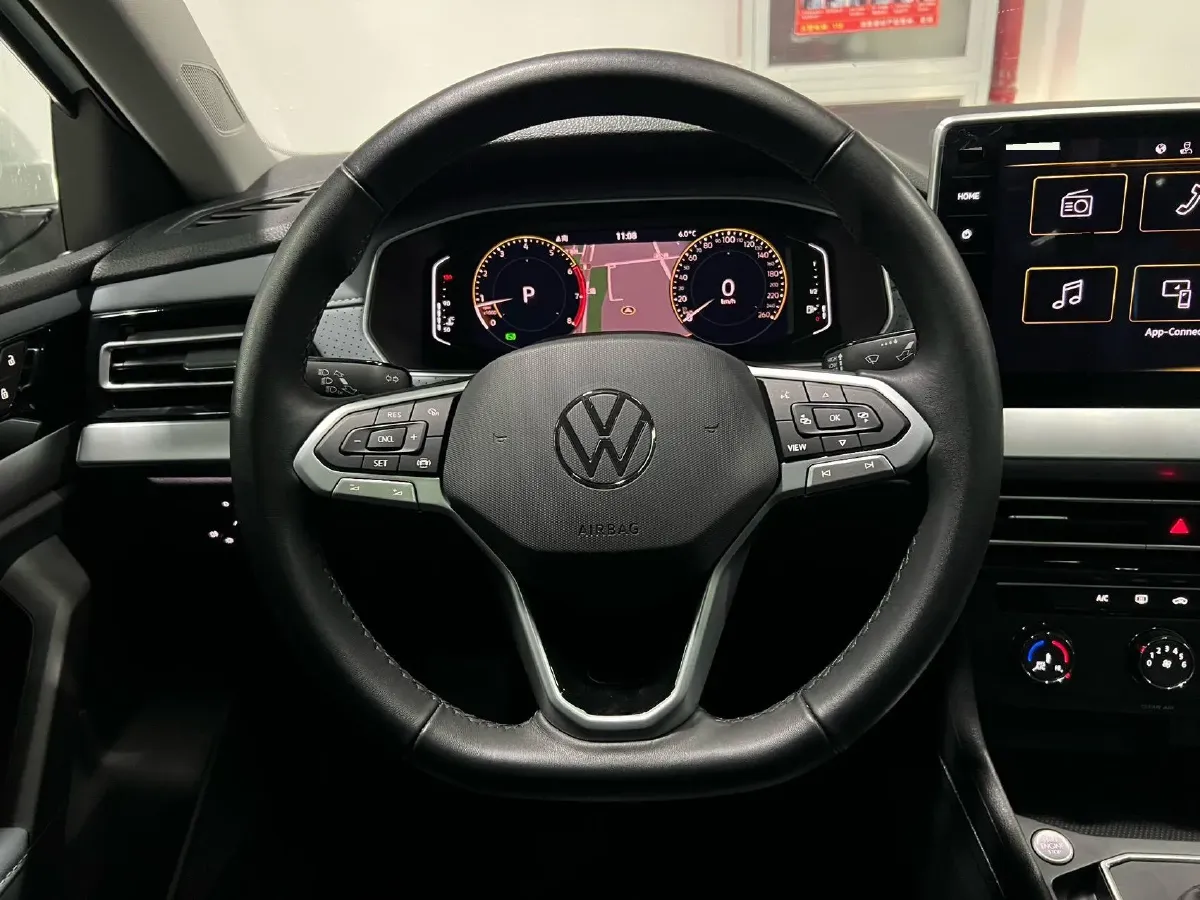 2023 Volkswagen Lavida 1.5L 113HP L4 6AT,autocango,china used car exporter,china ev exporter,chinese used car exporter,chinese used ev exporter