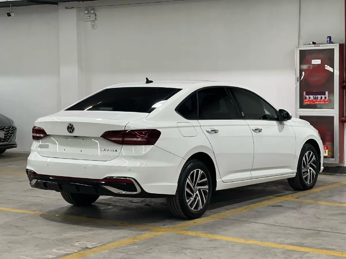 2023 Volkswagen Lavida 1.5L 113HP L4 6AT,autocango,china used car exporter,china ev exporter,chinese used car exporter,chinese used ev exporter