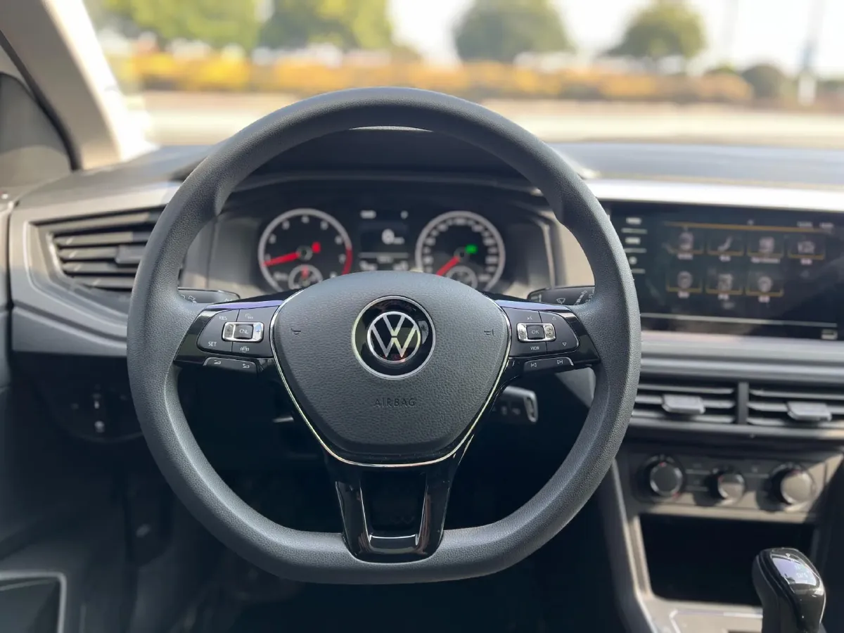 2021 Bestune T55 1.5T 169HP L4 7DCT,autocango,china used car exporter,china ev exporter,chinese used car exporter,chinese used ev exporter