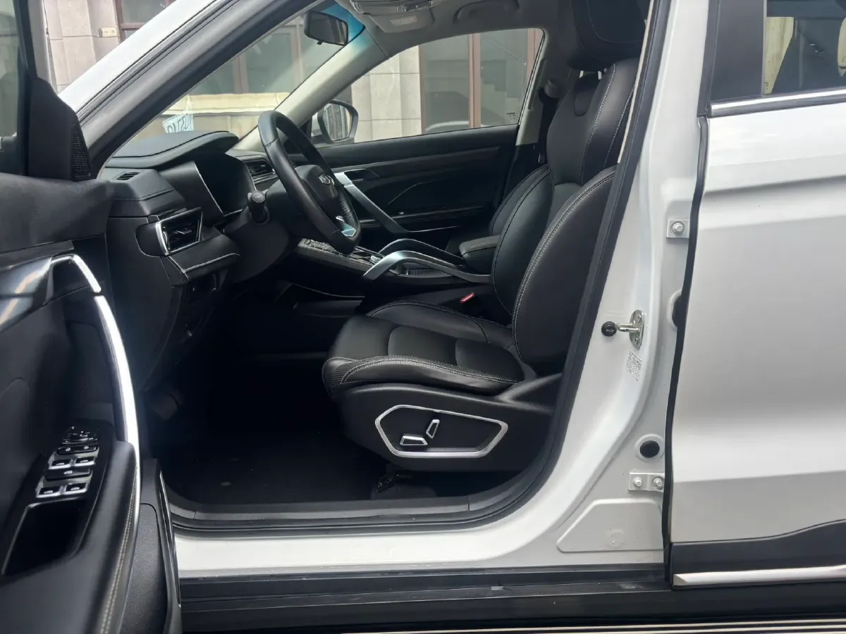 2020 Geely Azkarra 1.8T 184HP L4 7DCT,autocango,china used car exporter,china ev exporter,chinese used car exporter,chinese used ev exporter